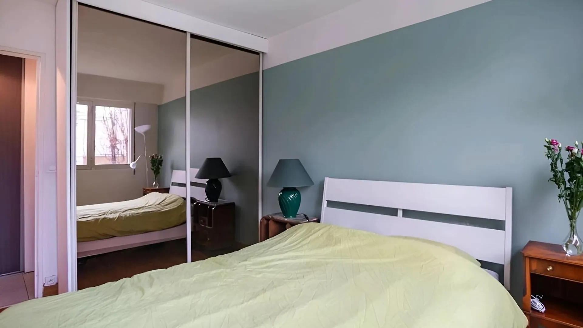 Apartment : 50m² Cozy In Center
